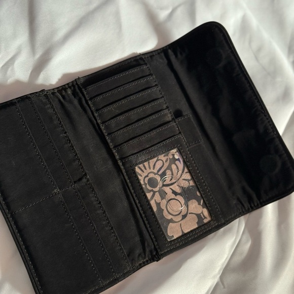 Vera Bradley Black Quilted Wallet - Picture 7 of 12